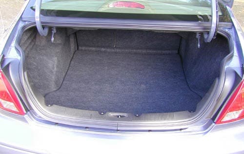 2000 Ford Taurus Sedan Cargo Area