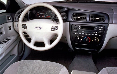 2000 Ford Taurus SE 4dr Sedan 
