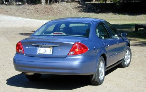 2000 Ford Taurus Pictures 94 Photos Edmunds