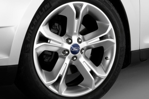 2010 Ford Taurus SHO Sedan Wheel