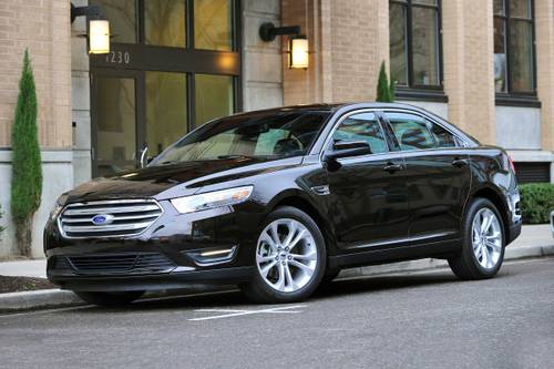 Ford Taurus SEL Sedan Exterior
