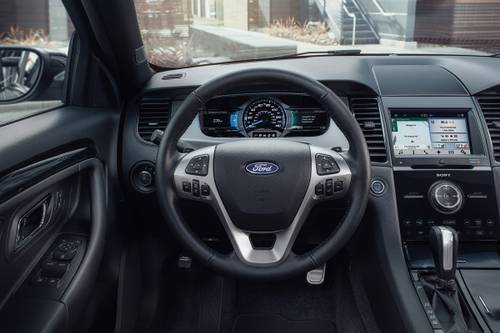 Ford Taurus SHO Sedan Dashboard