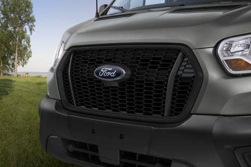 Transit Passenger Van 350 HD XLT High Roof Front Badge