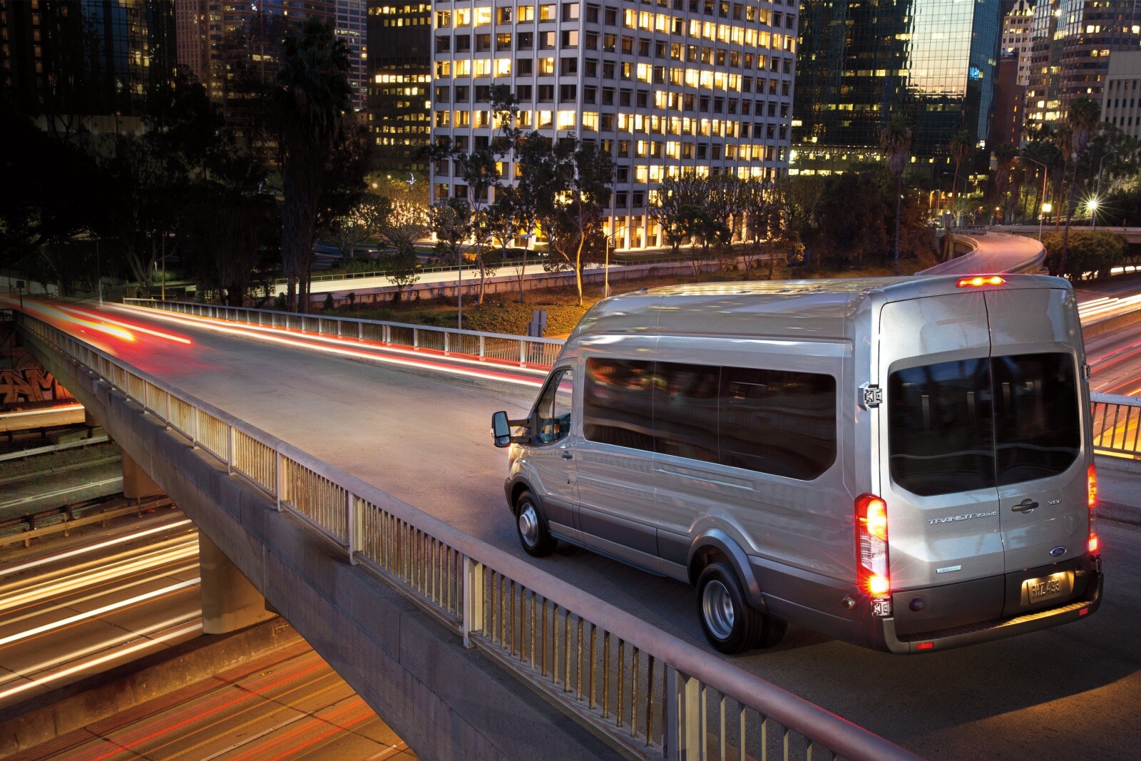 2015 Ford Transit Gets Standard FiveRow Side Curtain Airbags Edmunds