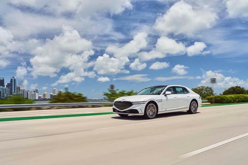 2023 Genesis G90