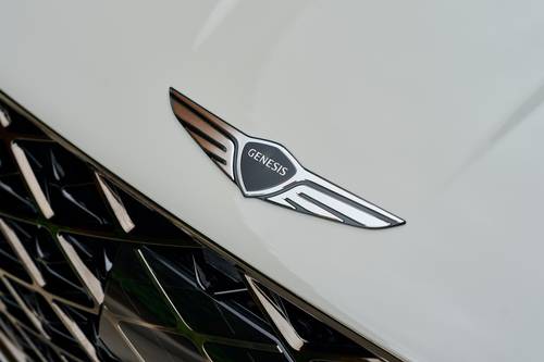 2025 Genesis G80 3.5T Sport Prestige Sedan Front Badge