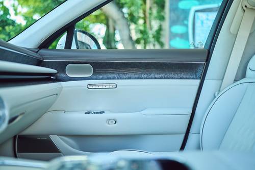 2026 Genesis G90 3.5T E-Supercharger Sedan Interior Detail