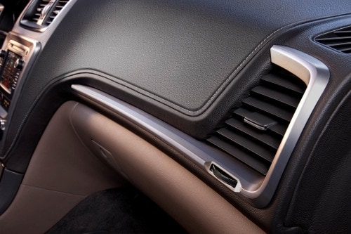 2016 GMC Acadia Denali 4dr SUV Interior Detail