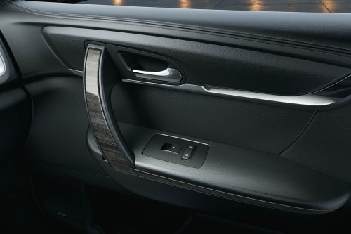 2016 GMC Acadia SLT-2 4dr SUV Interior Detail