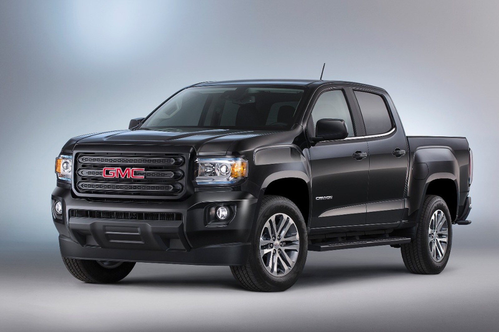 2015 GMC Canyon Nightfall Edition Bound for Dealerships This Spring