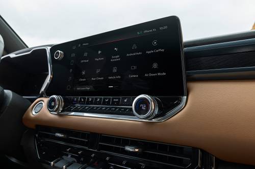 GMC Canyon AT4 Crew Cab Pickup Center Console