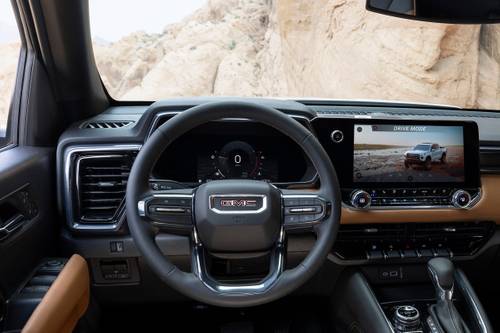 GMC Canyon AT4 Crew Cab Pickup Steering Wheel Detail