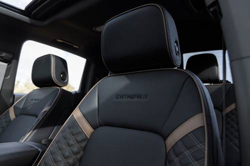 2025 GMC Canyon Denali Crew Cab Pickup Interior Detail