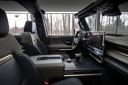 2025 GMC HUMMER EV SUV 3X 4dr SUV Interior Detail
