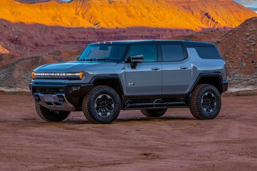 2025 GMC HUMMER EV SUV 3X 4dr SUV Exterior. Extreme Off-Road Package Shown.