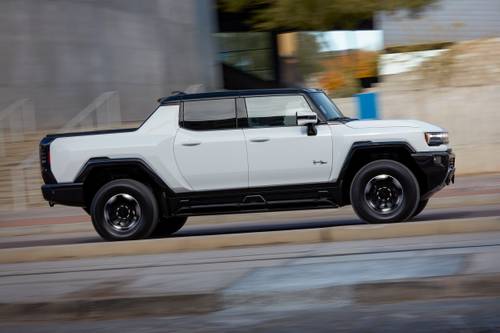 2024 GMC HUMMER EV 3X Crew Cab Pickup Profile