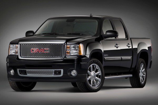 The 2013 GMC Sierra 1500 The 2013 GMC Sierra 1500