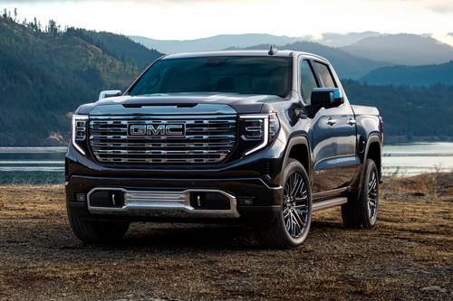 2025 GMC Sierra 1500 Denali Ultimate Crew Cab Pickup Exterior Shown