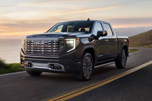 2025 GMC Sierra 1500 Denali Ultimate Crew Cab Pickup Exterior