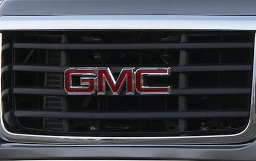 2008 GMC Sierra 2500HD Front Grille and Badging