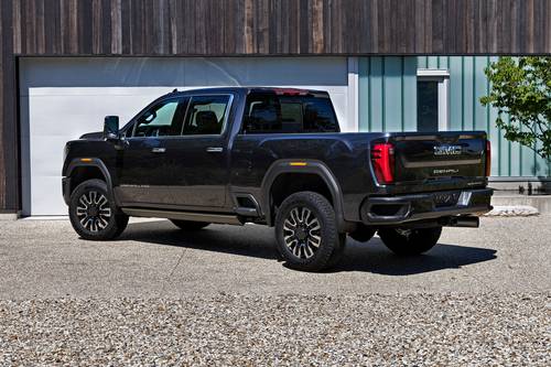 2025 GMC Sierra 3500HD Denali Ultimate Crew Cab Pickup Exterior Shown