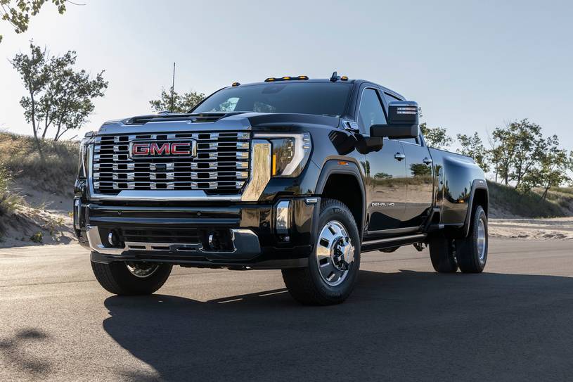 2025 GMC Sierra 3500HD Denali Crew Cab Pickup Exterior Shown