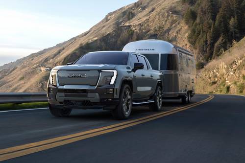 2024 GMC Sierra EV Denali Edition 1 Crew Cab Pickup Lifestyle Exterior