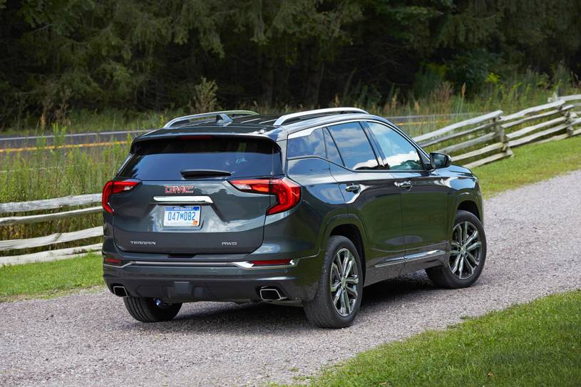 2019 Gmc Terrain Pictures 202 Photos Edmunds 2019 Gmc Terrain Pictures 202 Photos Edmunds