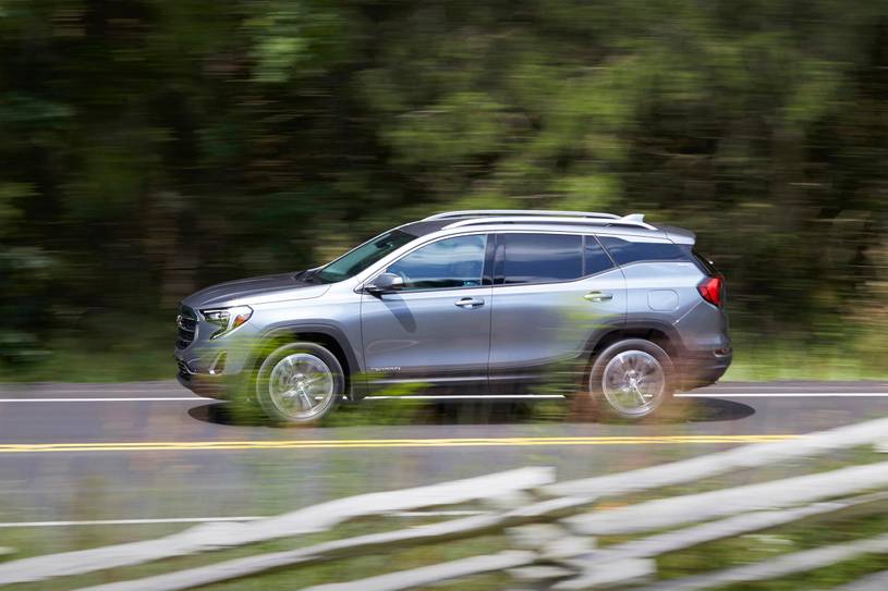 2019 Gmc Terrain Pictures 202 Photos Edmunds 2019 Gmc Terrain Pictures 202 Photos Edmunds