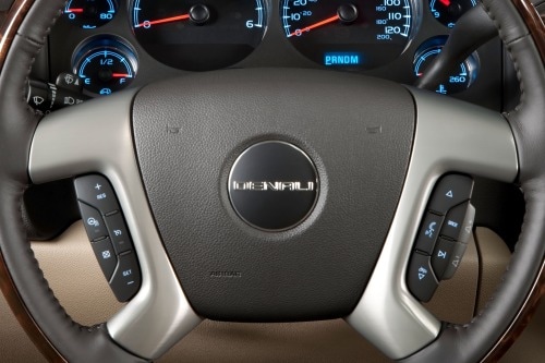 2012 GMC Yukon Denali 4dr SUV Steering Wheel Detail