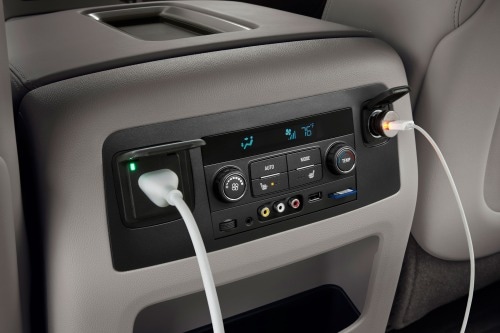 2016 GMC Yukon SLT 4dr SUV Interior Detail
