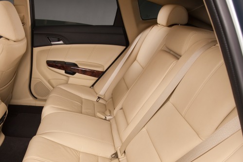 2010 Honda Accord Crosstour EX-L 4dr Hatchback Rear Interior