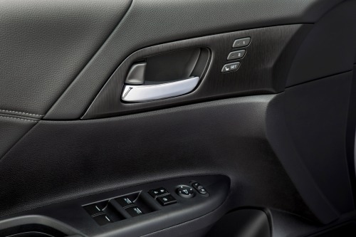 2014 Honda Accord Hybrid EX-L Sedan Interior Door Trim Detail