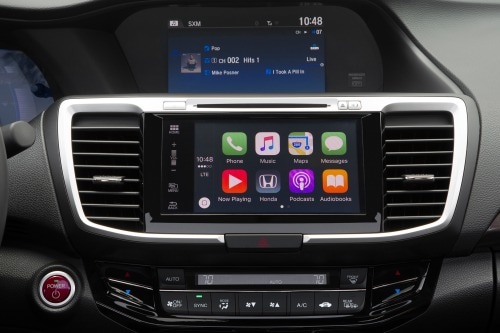 2017 Honda Accord Hybrid Touring Sedan Center Console