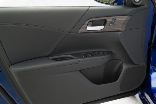 2017 Honda Accord Hybrid Touring Sedan Interior Detail