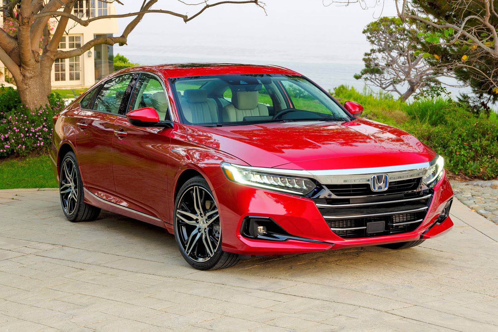 2021 Honda Accord Hybrid Prices Reviews And Pictures Edmunds