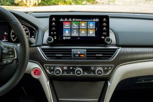 Honda Accord Hybrid Touring Sedan Center Console