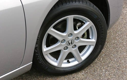 2003 Honda Accord EX Coupe Wheel Detail