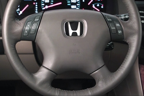 2004 Honda Accord EX V-6 Sedan Aux Controls