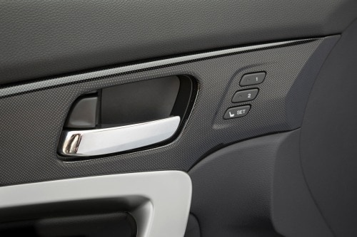 2014 Honda Accord EX-L V-6 w/Navigation Coupe Interior Detail