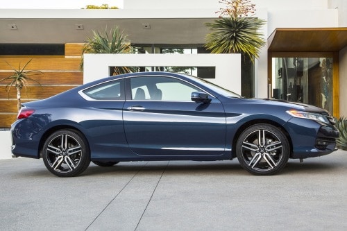 2017 Honda Accord Touring V-6 Coupe Exterior Shown