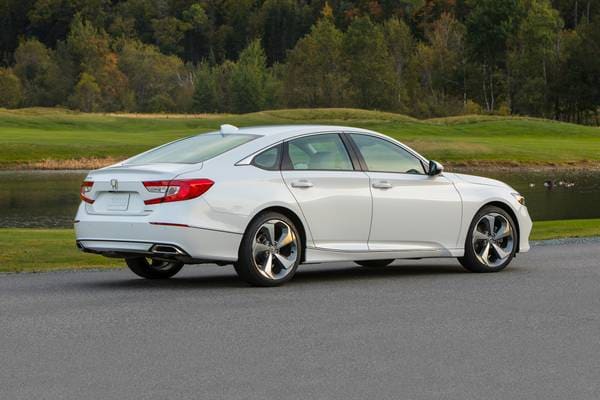 2019 Acura Ilx Vs 2018 Honda Accord
