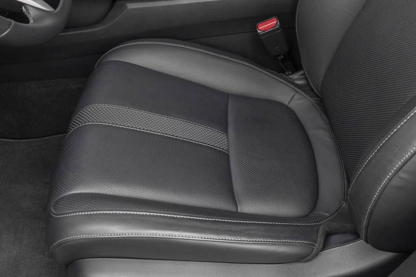 2019 Honda Civic Touring Sedan Interior Detail