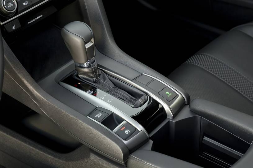 2020 Honda Civic Sport Touring 4dr Hatchback Shifter