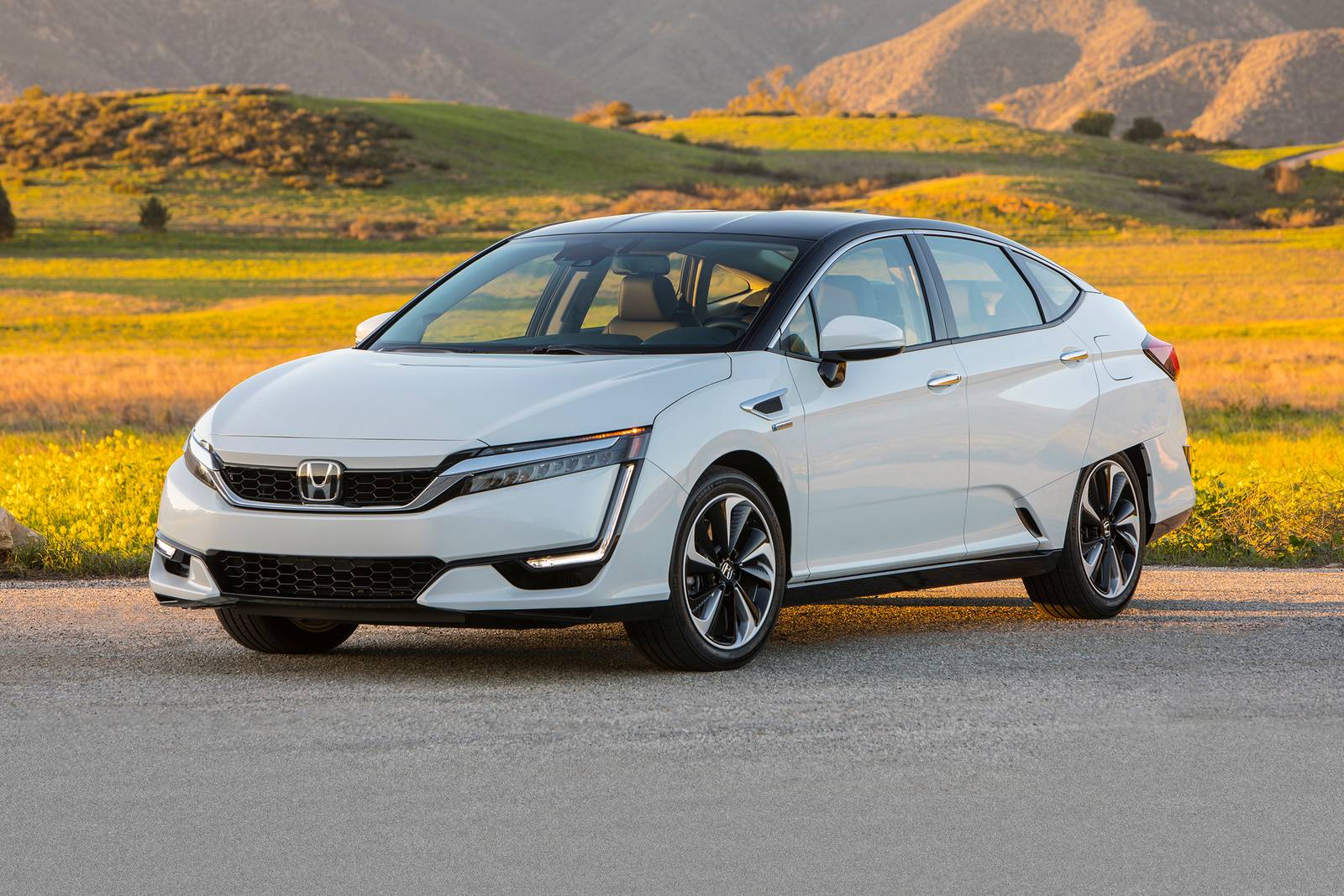 2017 Honda Clarity Review & Ratings | Edmunds
