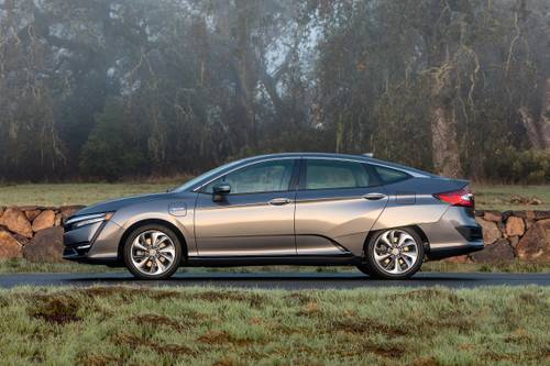 Honda Clarity Touring Plug-In Hybrid Sedan Profile