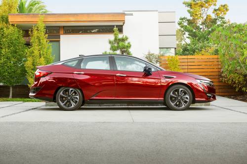 2019 Honda Clarity Fuel Cell Sedan Profile