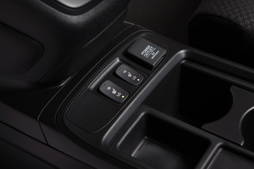 2016 Honda CR-V Touring 4dr SUV Aux Controls