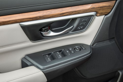 2017 Honda CR-V Touring 4dr SUV Interior Detail