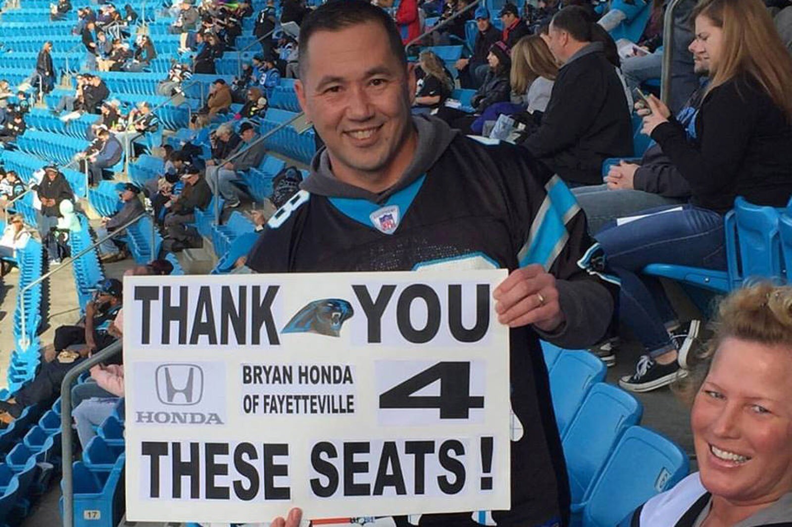 Bryan Honda Takes Customers, Staff on Football Field Trip as a Thank